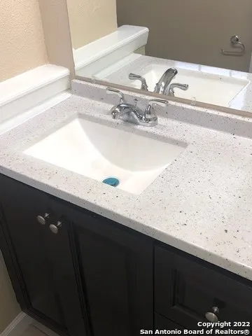 550 DUKEWAY Unit 2 Universal City, TX 78148