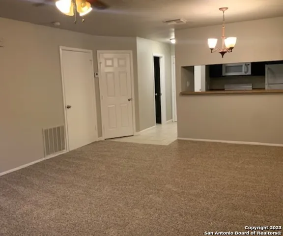 550 DUKEWAY Unit 2 Universal City, TX 78148