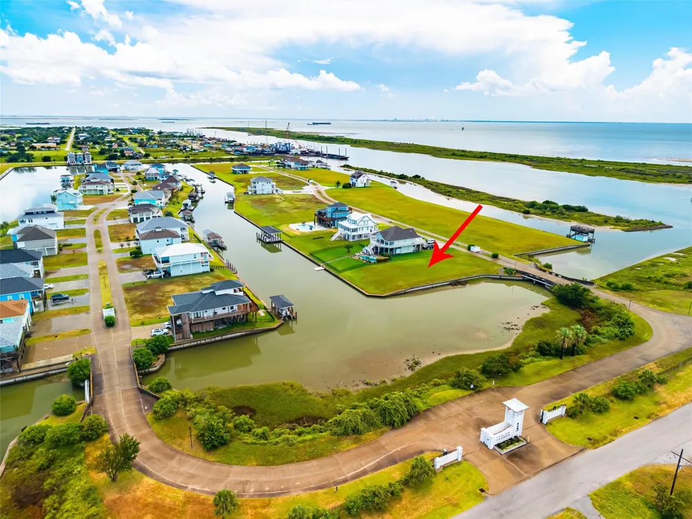 2112 Laguna Harbor Estate Boulevard Port Bolivar, TX 77650