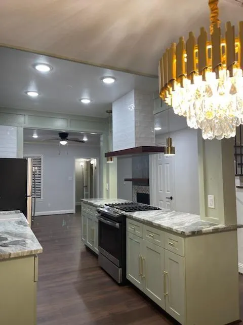 142 2nd Street Sugar Land, TX 77498