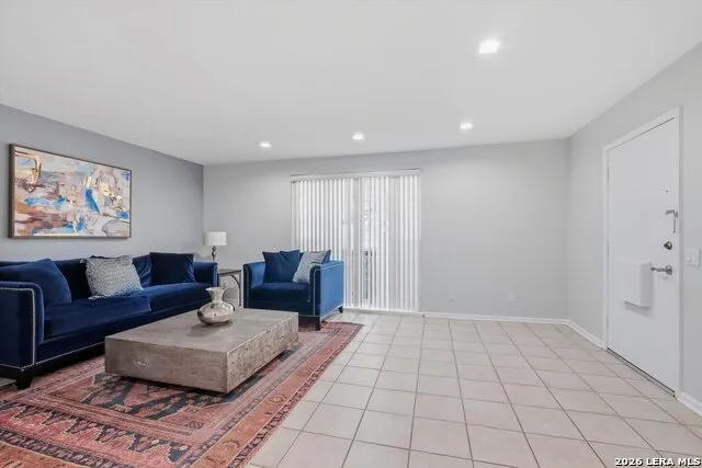7500 Callaghan Unit APT 337 San Antonio, TX 78229
