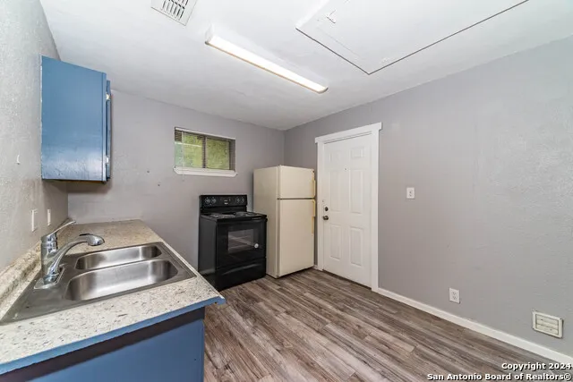 508 BEE ST San Antonio, TX 78208