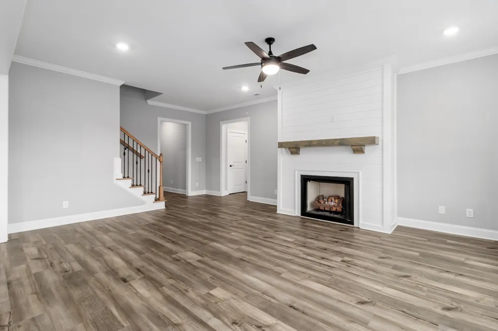 9851 Mayfly Road Ooltewah, TN 37363