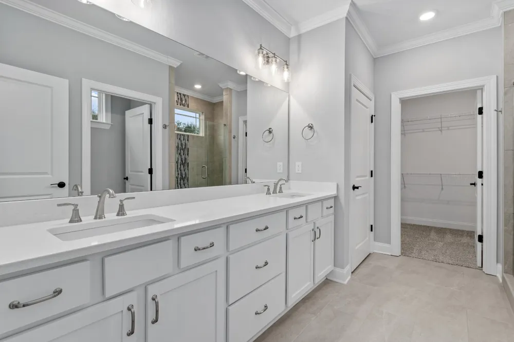 9851 Mayfly Road Ooltewah, TN 37363