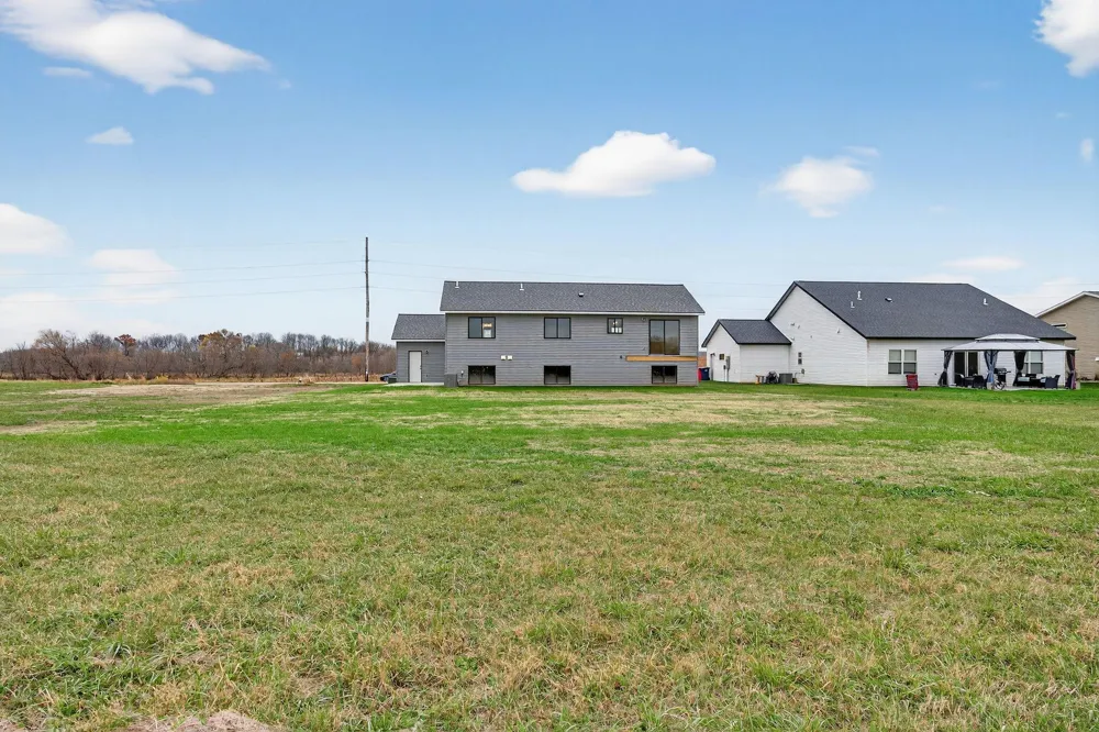 655 1st Street SE Elgin, MN 55932