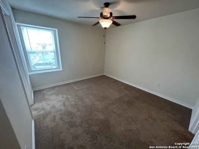 622 MEADOW ARBOR LN Unit 1 Universal City, TX 78148