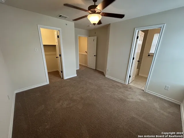 622 MEADOW ARBOR LN Unit 1 Universal City, TX 78148