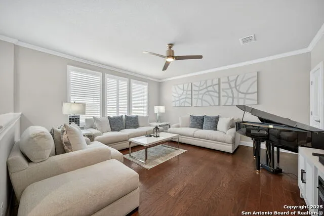 620 Guenther New Braunfels, TX 78130