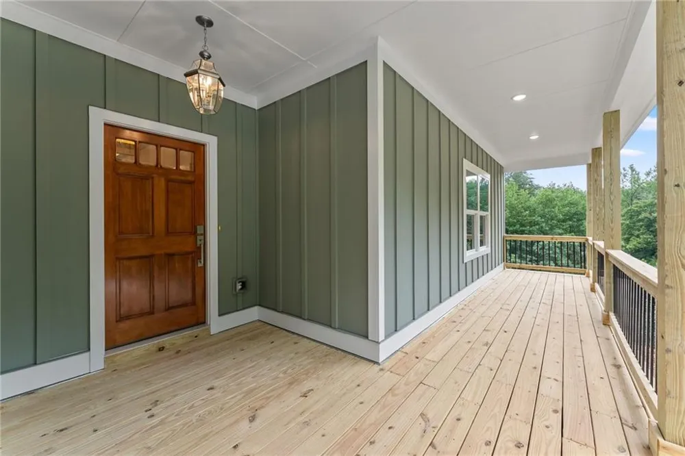 212 Planters Creek Baldwin, GA 30511