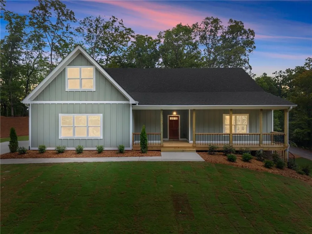 212 Planters Creek Baldwin, GA 30511