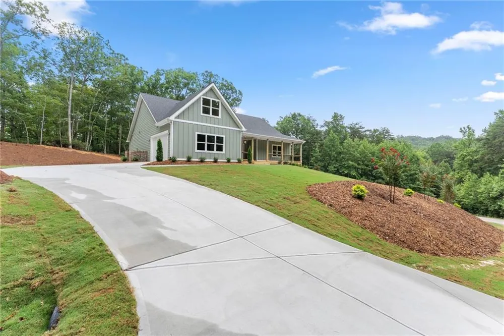 212 Planters Creek Baldwin, GA 30511