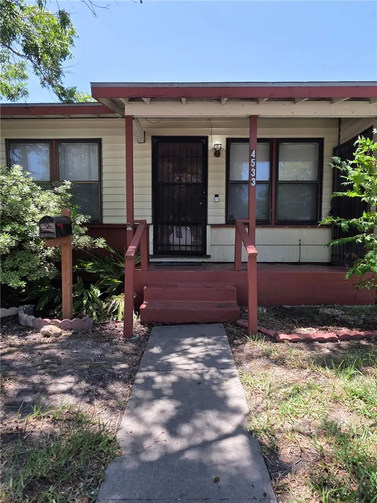 4533 Townsend Street Corpus Christi, TX 78415