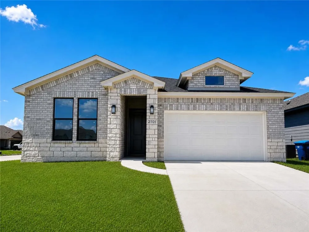 2101 Fury Portland, TX 78374