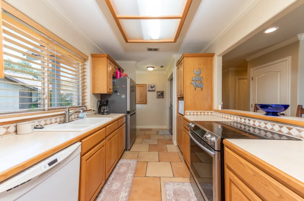 137 Windy Ridge Loop Mathis, TX 78368