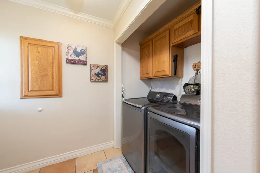 137 Windy Ridge Loop Mathis, TX 78368