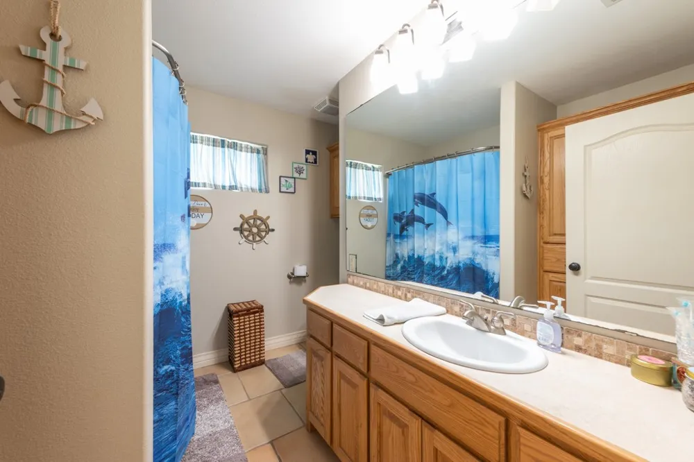 137 Windy Ridge Loop Mathis, TX 78368