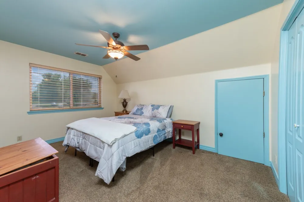 137 Windy Ridge Loop Mathis, TX 78368