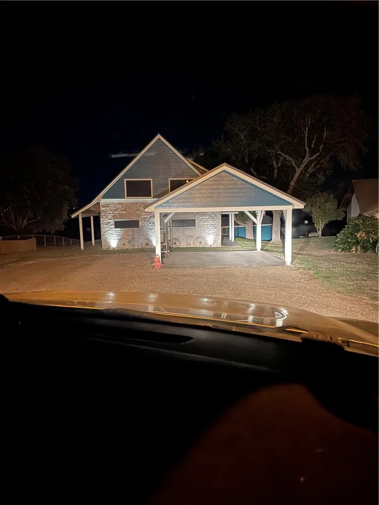 137 Windy Ridge Loop Mathis, TX 78368