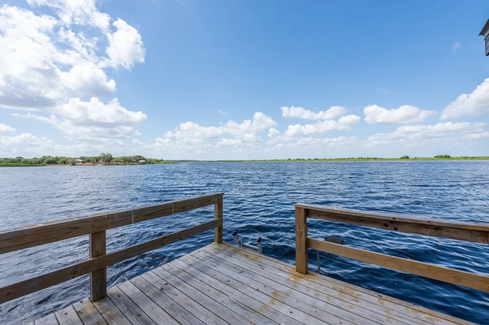 137 Windy Ridge Loop Mathis, TX 78368