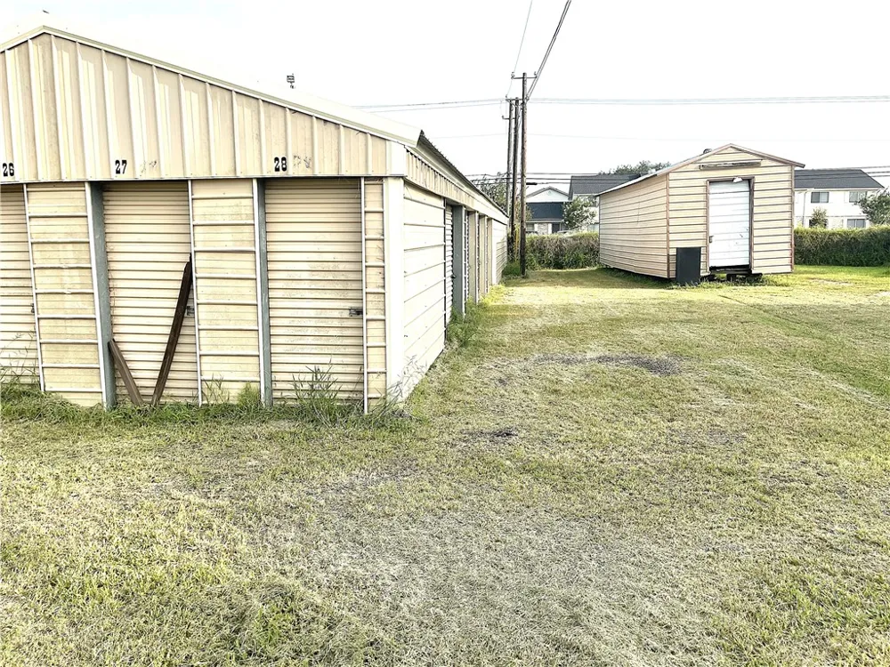 1320 S Hwy 281 Bus (Taylor Falfurrias, TX 78355