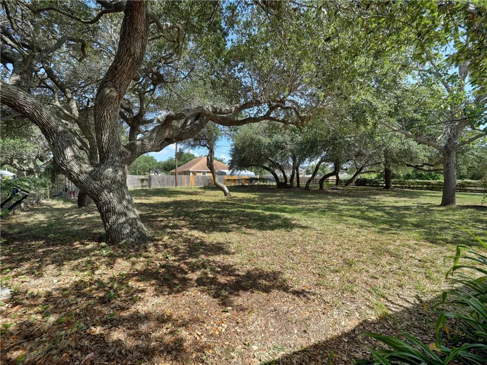 912 S 7th Street Aransas Pass, TX 78336