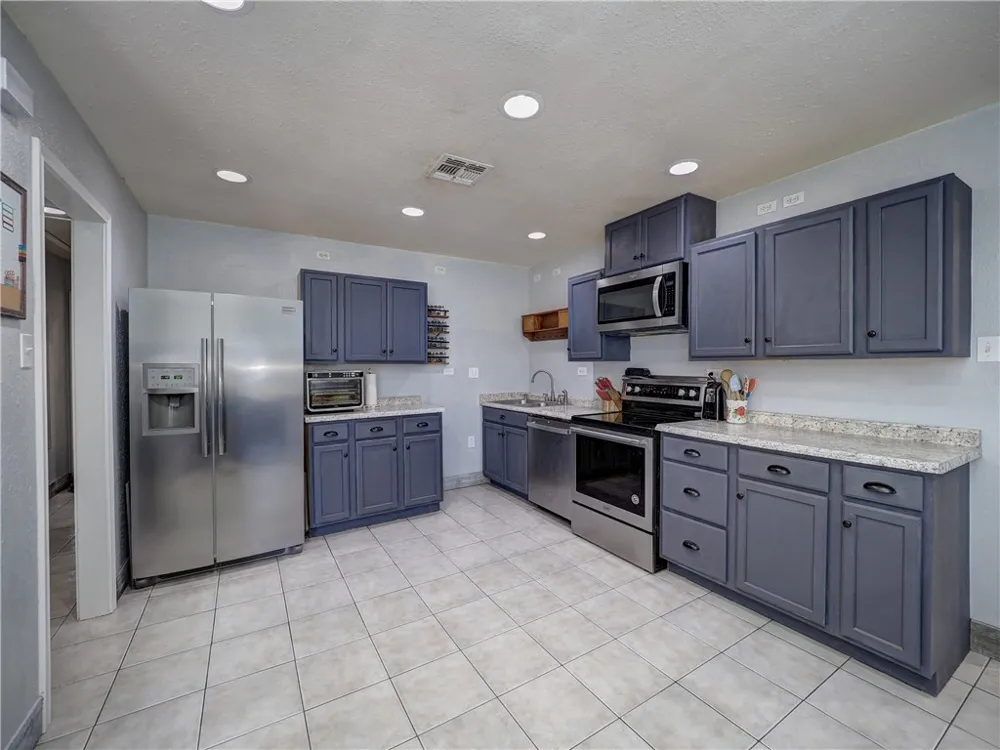 912 S 7th Street Aransas Pass, TX 78336
