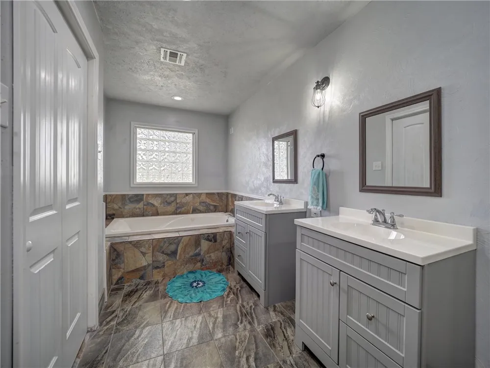 912 S 7th Street Aransas Pass, TX 78336