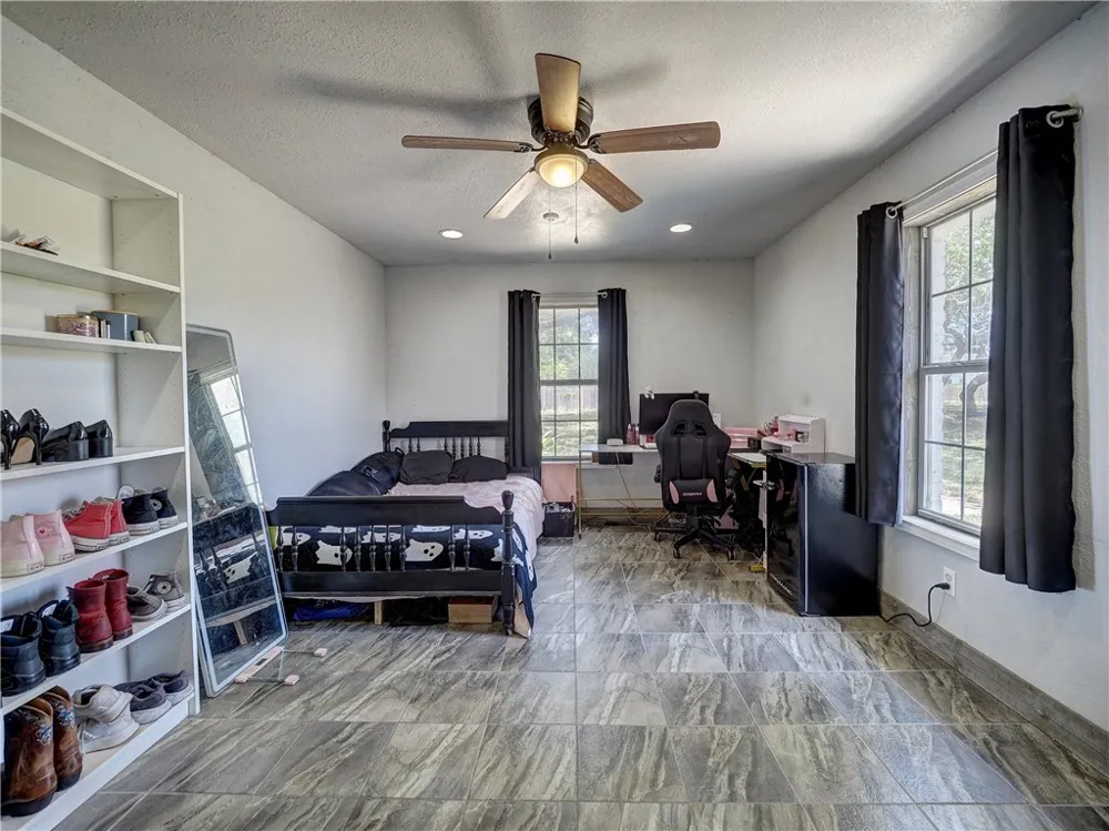 912 S 7th Street Aransas Pass, TX 78336