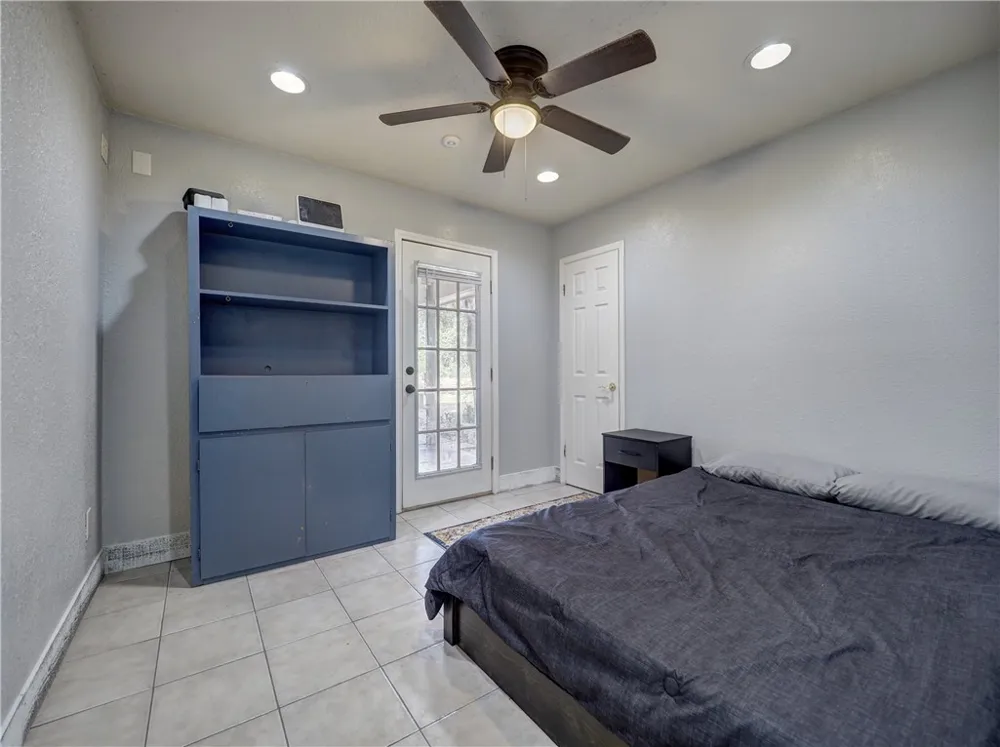 912 S 7th Street Aransas Pass, TX 78336
