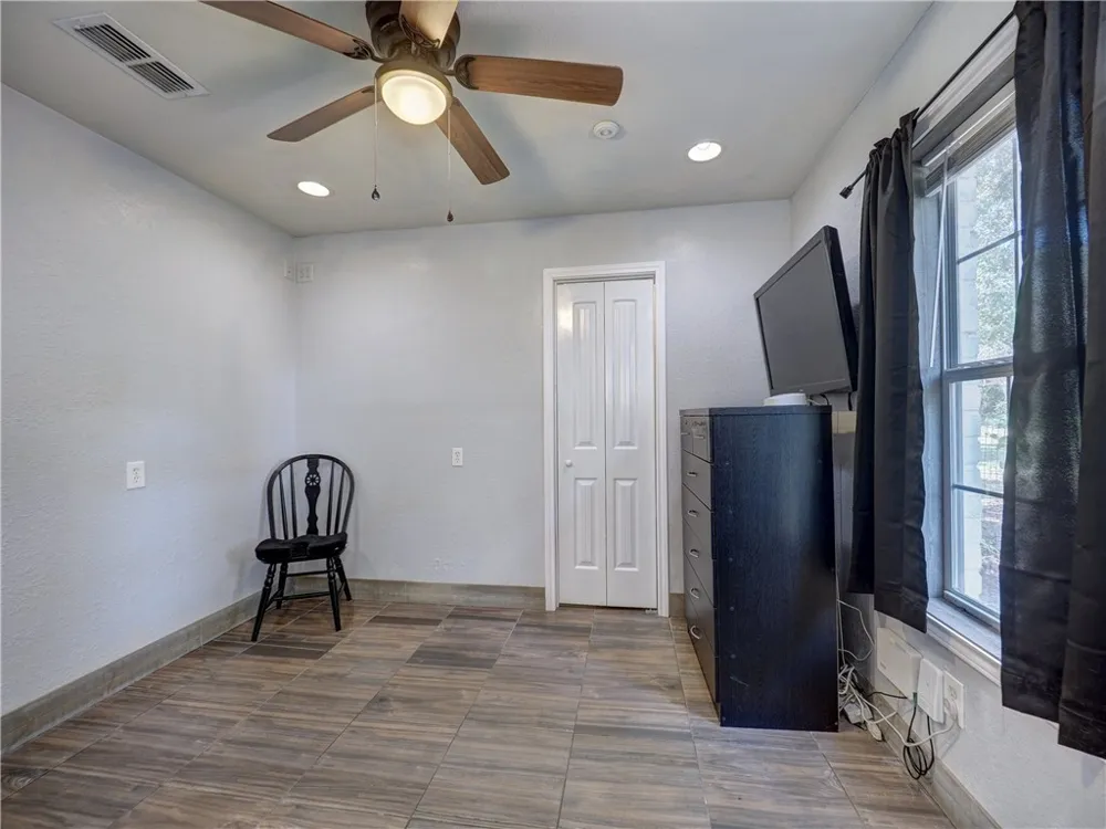 912 S 7th Street Aransas Pass, TX 78336