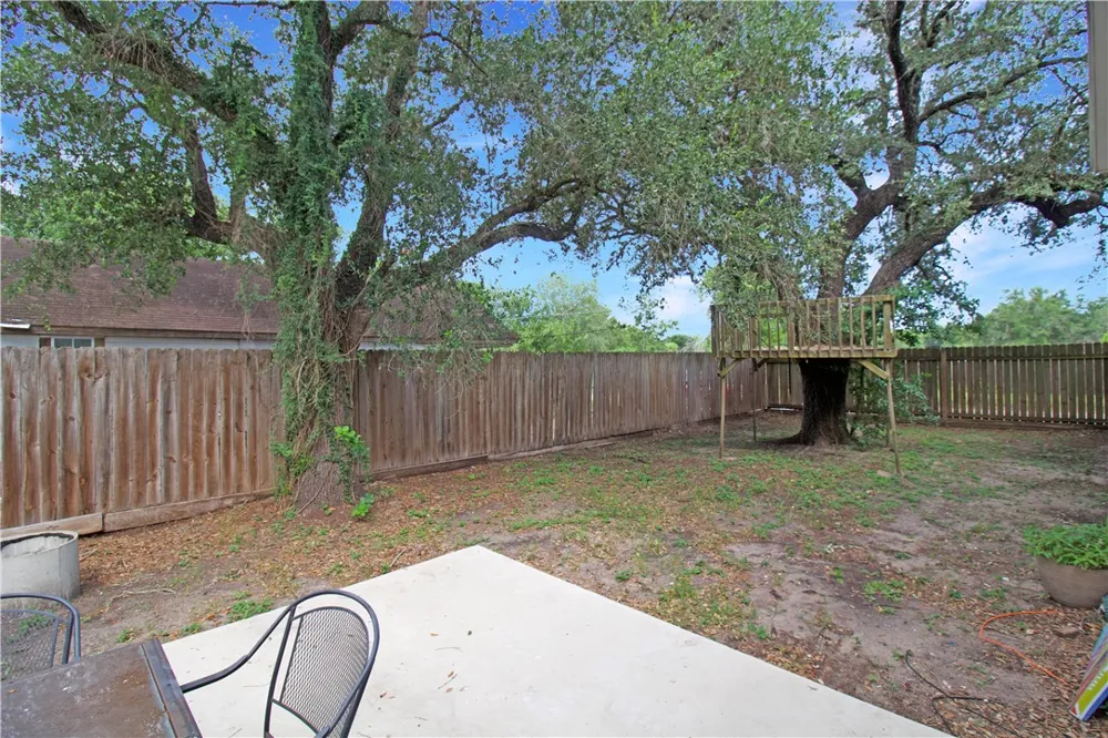 810 W Jones Street Beeville, TX 78102