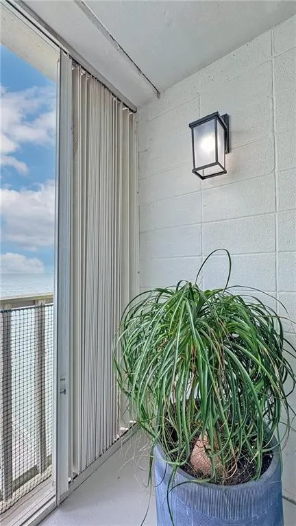 4334 Ocean Drive #403 Corpus Christi, TX 78412