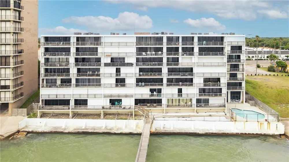 4334 Ocean Drive #403 Corpus Christi, TX 78412
