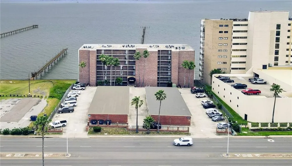 4334 Ocean Drive #403 Corpus Christi, TX 78412