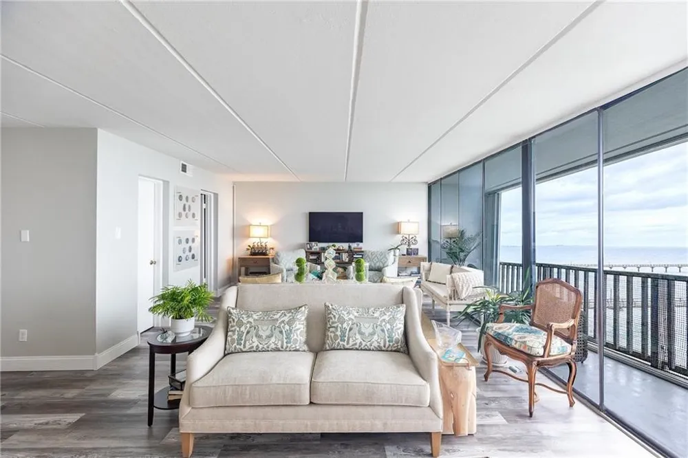 4334 Ocean Drive #403 Corpus Christi, TX 78412