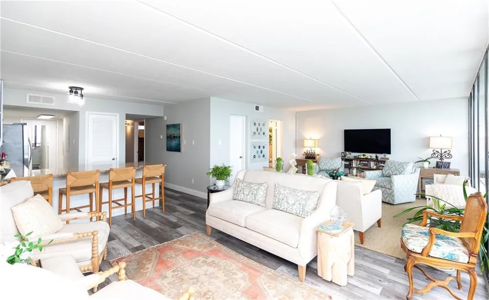4334 Ocean Drive #403 Corpus Christi, TX 78412