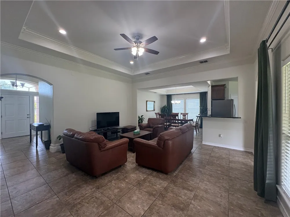 1921 Woodbend Drive Corpus Christi, TX 78412