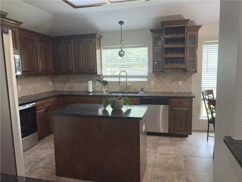 1921 Woodbend Drive Corpus Christi, TX 78412