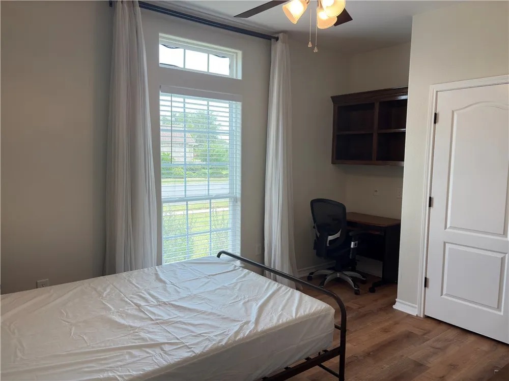 1921 Woodbend Drive Corpus Christi, TX 78412