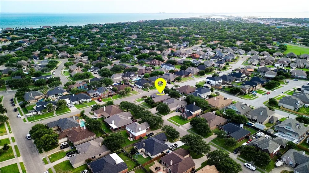 336 Lema Drive Portland, TX 78374