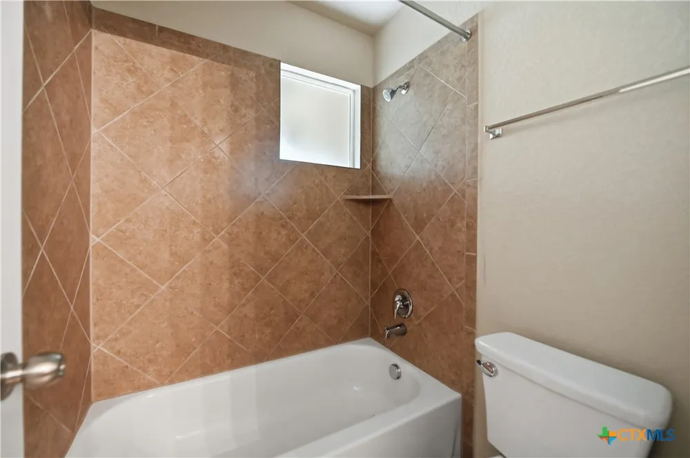 133 Finch Knoll San Antonio, TX 78253