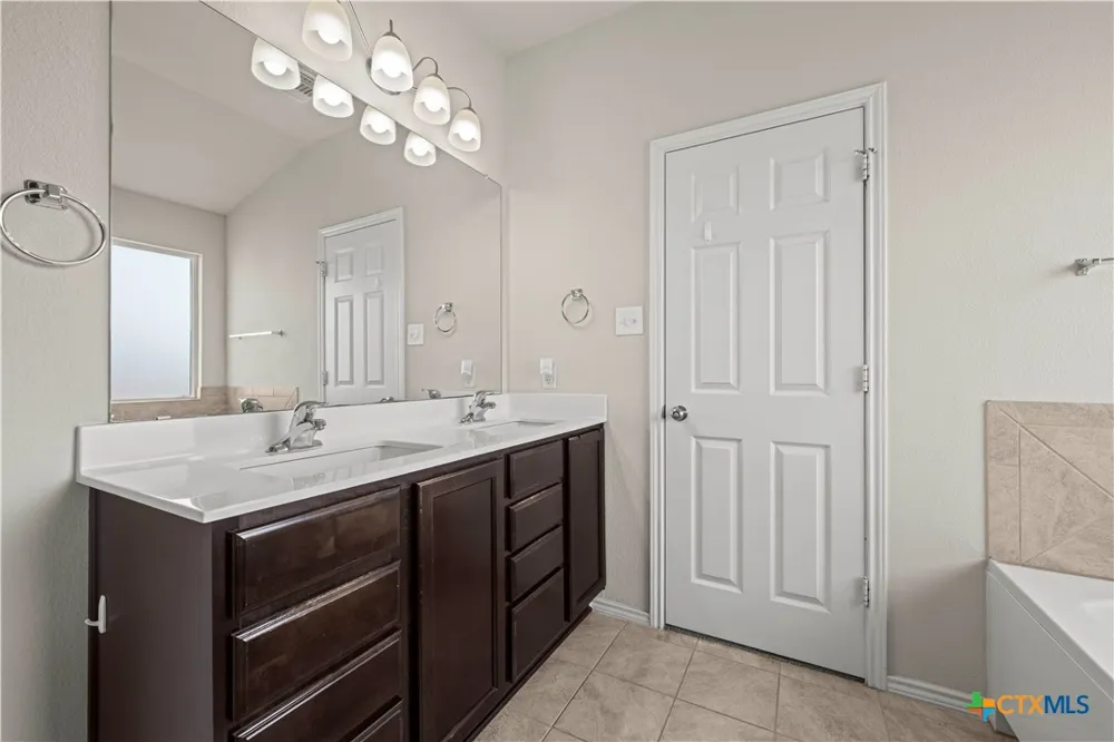 9506 Raeburn Court Killeen, TX 76542