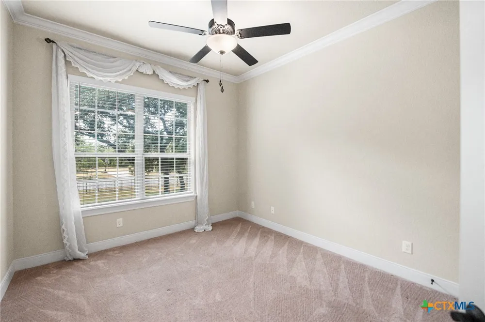 663 Private Road 1712 Mico, TX 78056