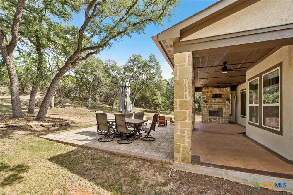 663 Private Road 1712 Mico, TX 78056