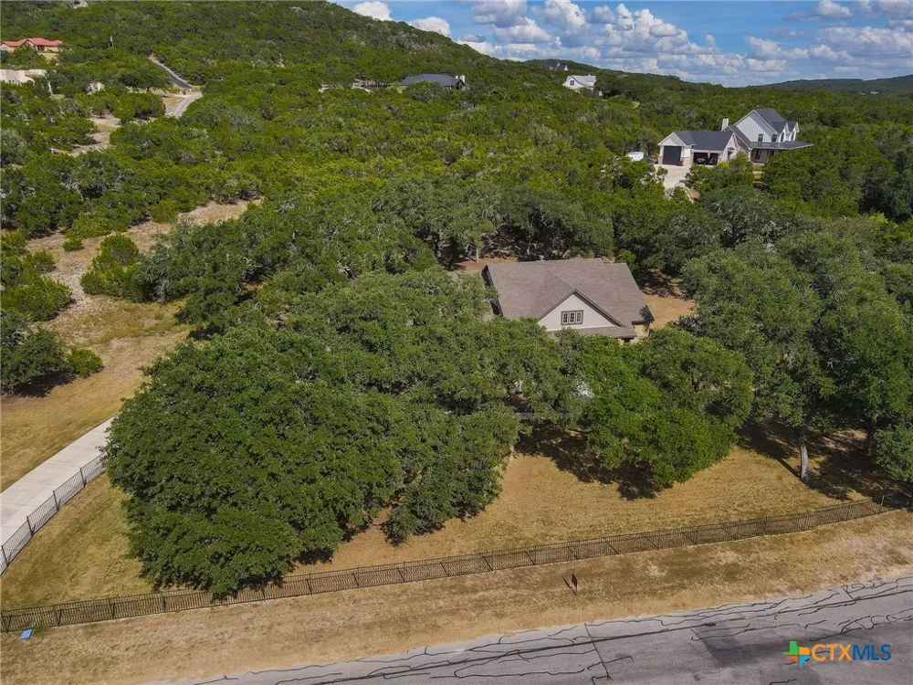 663 Private Road 1712 Mico, TX 78056