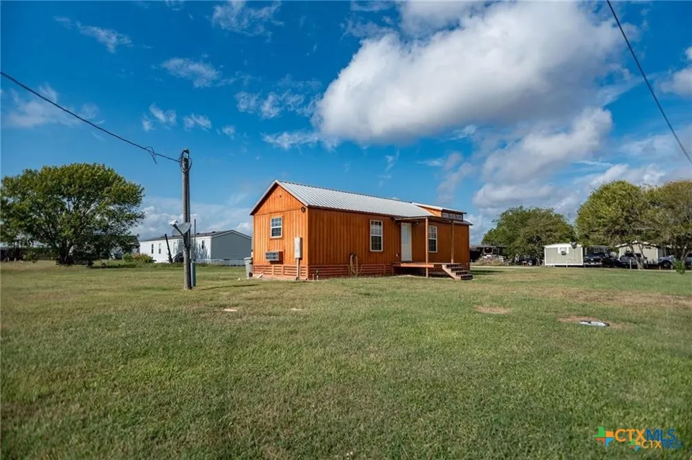 1101 W Houston Avenue Seadrift, TX 77983