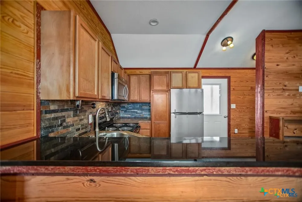 1101 W Houston Avenue Seadrift, TX 77983