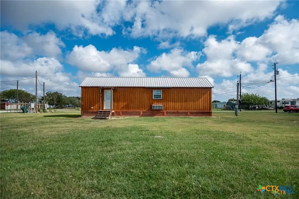 1101 W Houston Avenue Seadrift, TX 77983