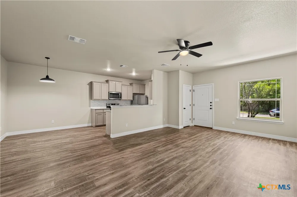 502 S Harley Drive Harker Heights, TX 76548