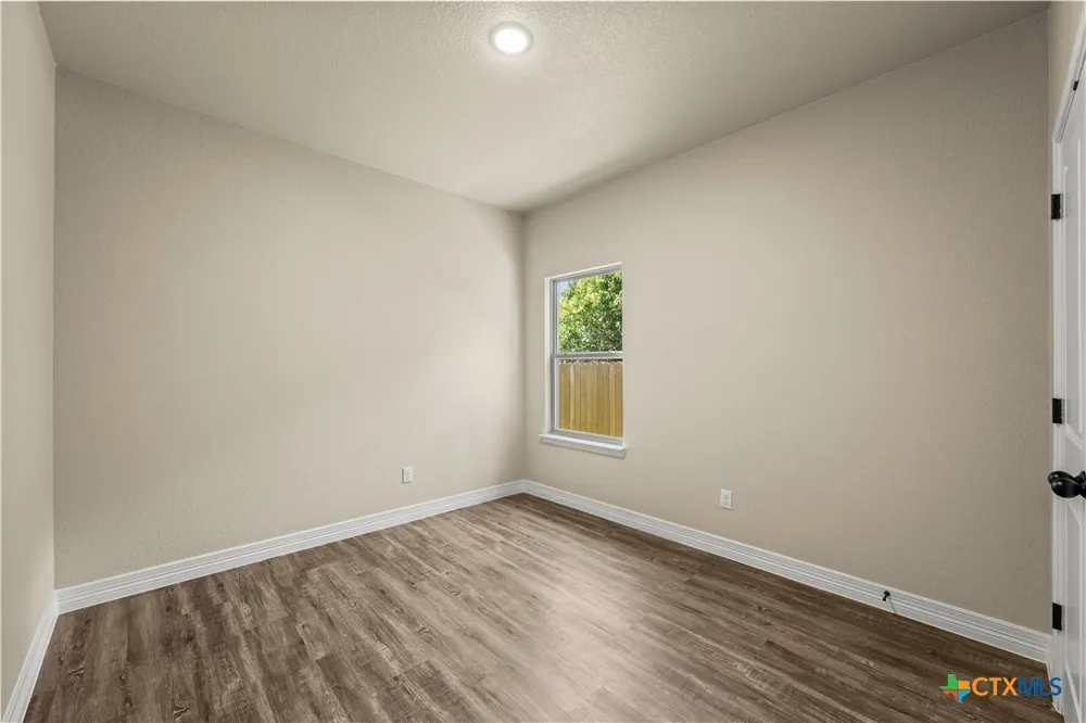 502 S Harley Drive Harker Heights, TX 76548